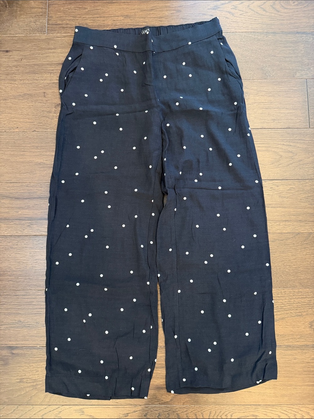 LOFT Black Polka Dot Wide-Leg cropped Pull-On Pants Size Small - C54-023